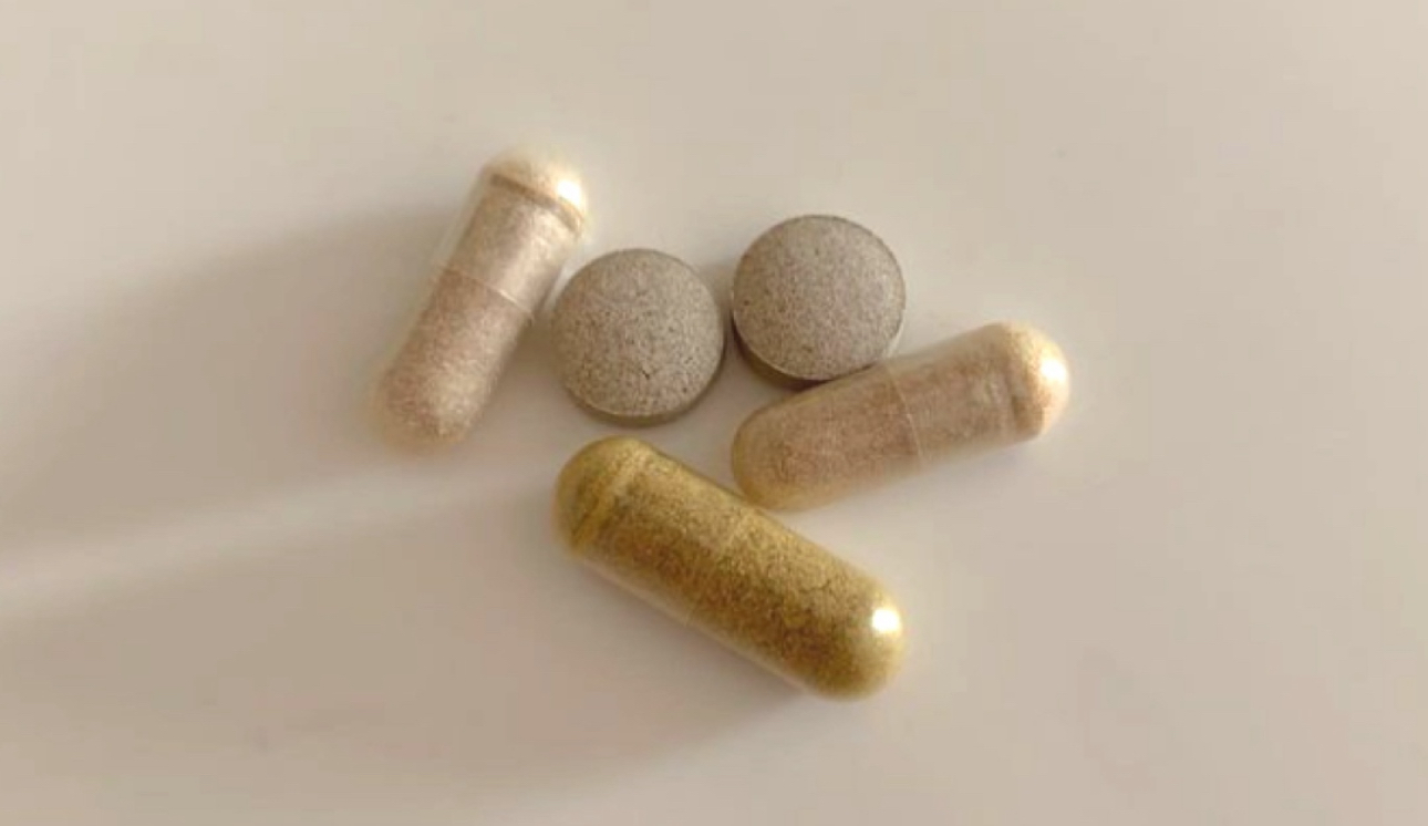 The Best Supplements to Support Your Menopause Journey